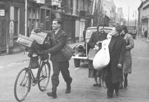 Bath : a group of evacuees